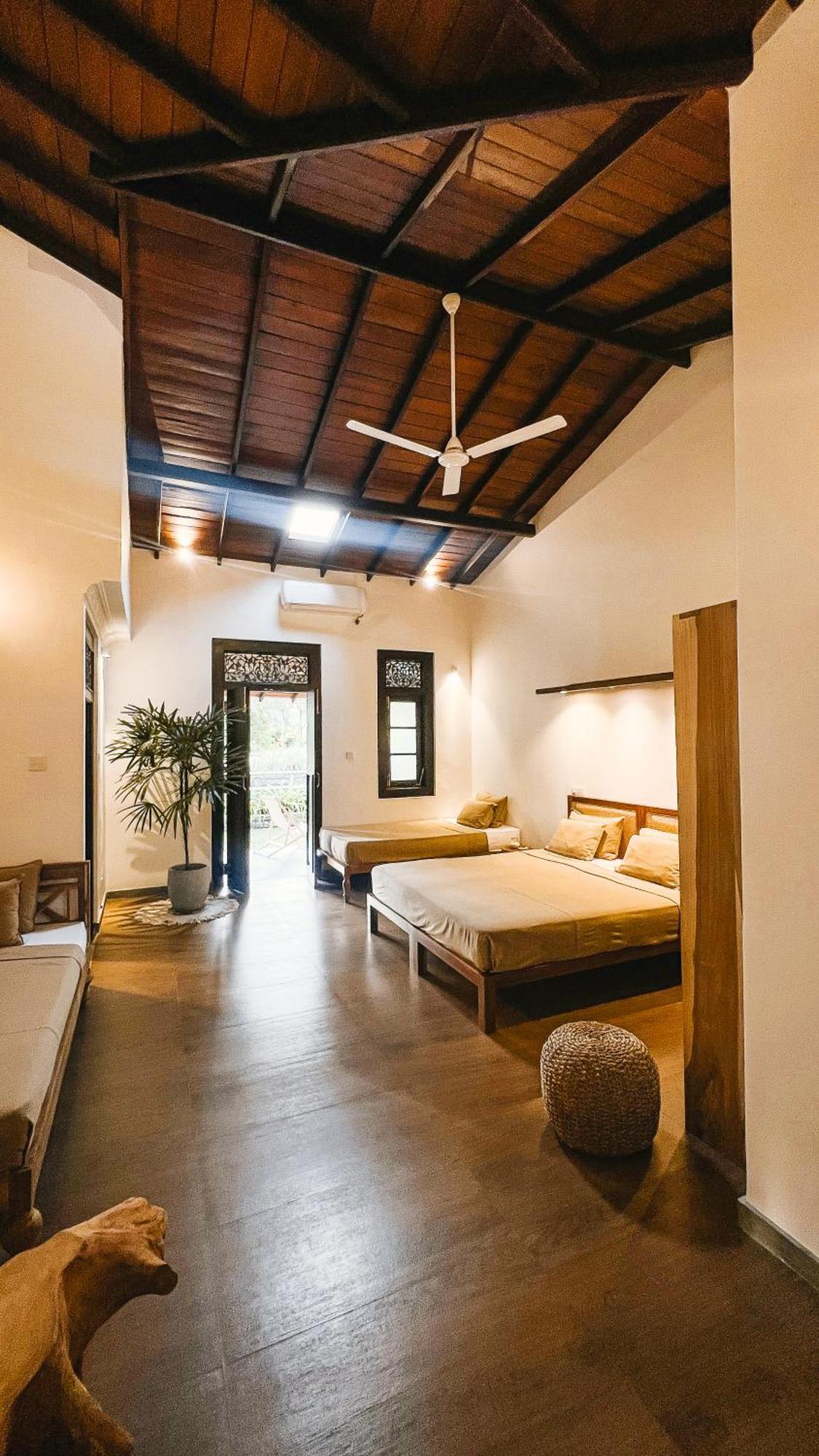 Roots Retreat Hotel Unawatuna Kültér fotó