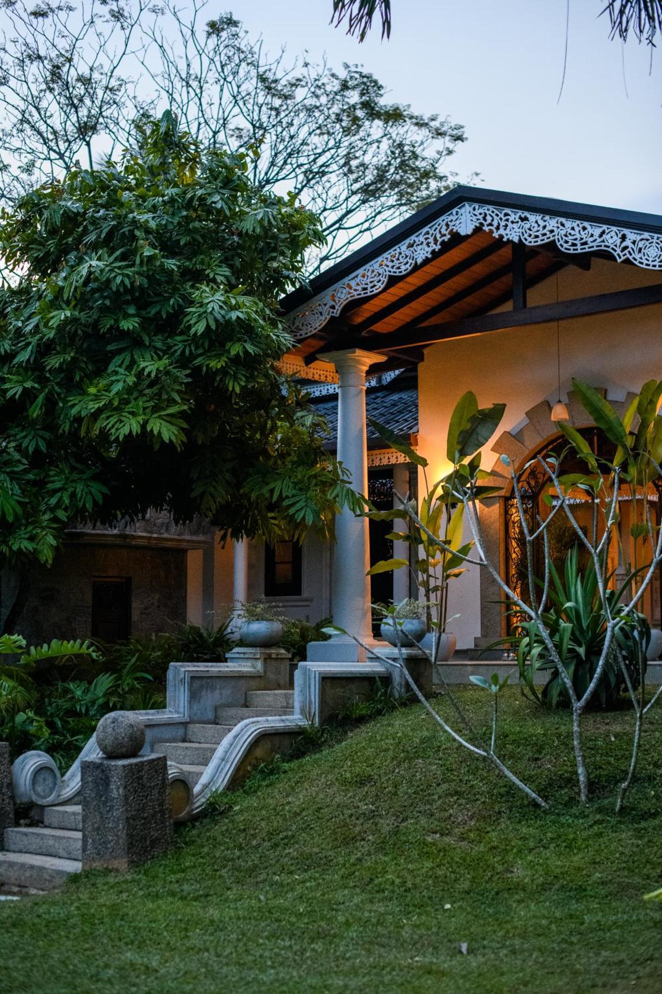 Roots Retreat Hotel Unawatuna Kültér fotó